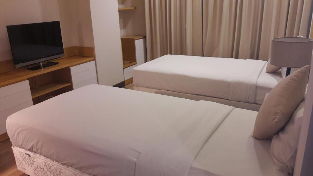 Апартаменты (Апартаменты-студио), Bluesky Serviced Apartment Airport Plaza
