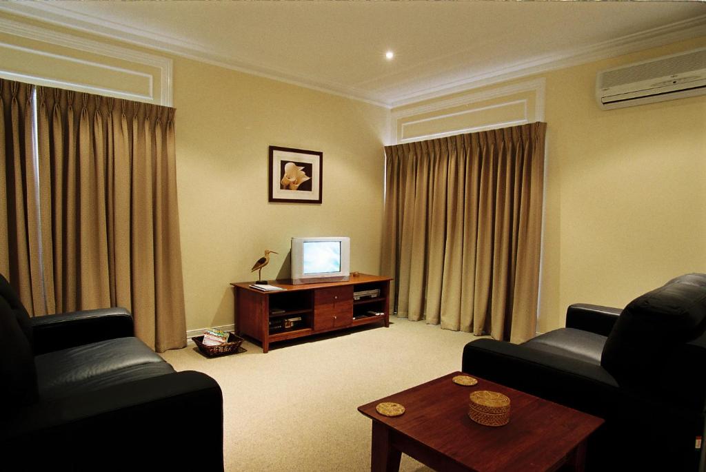 Waverley House Cottages photo 1