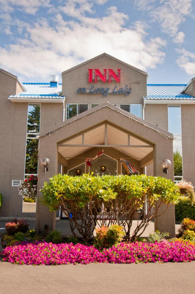Inn on Long Lake photo 4