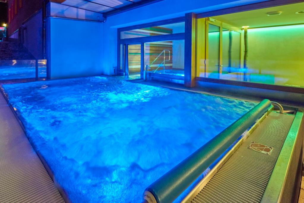 Aspen Alpine Lifestyle Hotel photo 4