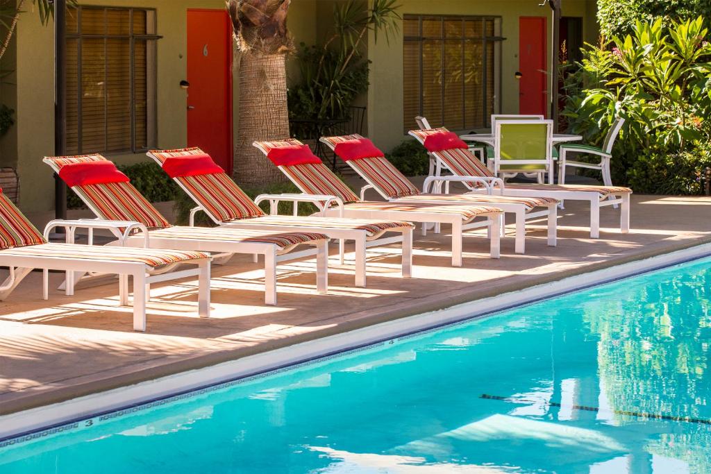 Desert Riviera Hotel image