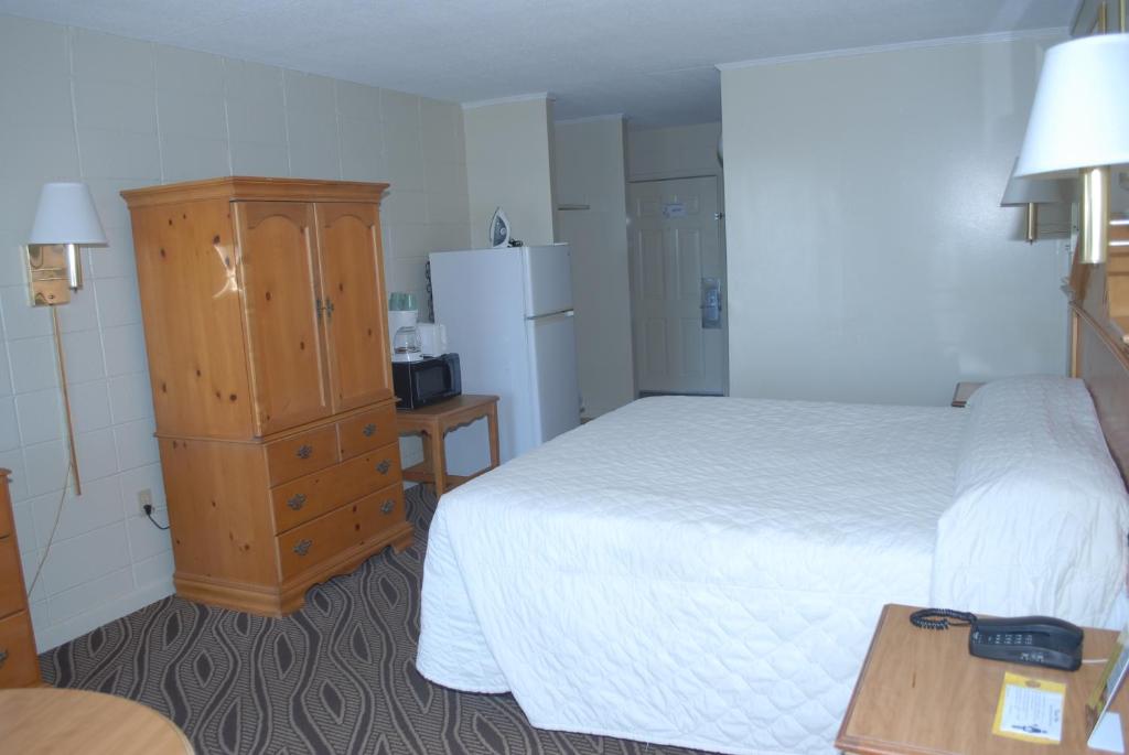 Admiral Motor Inn photo 2