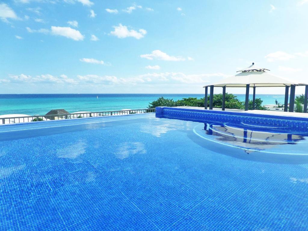 Izcalli Luxury Villa photo 2