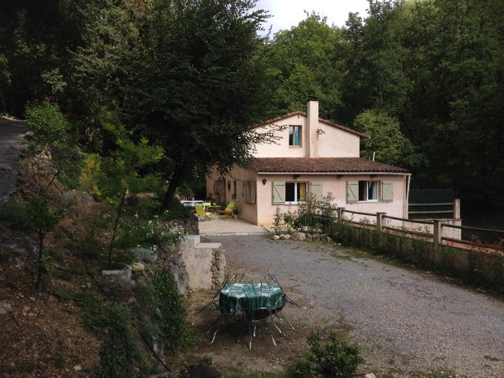 Holiday Home le cœur boisé photo 1