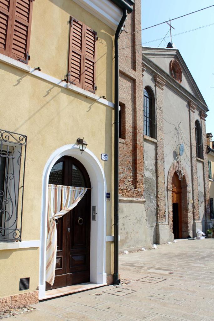 Porta del Carmine photo 3