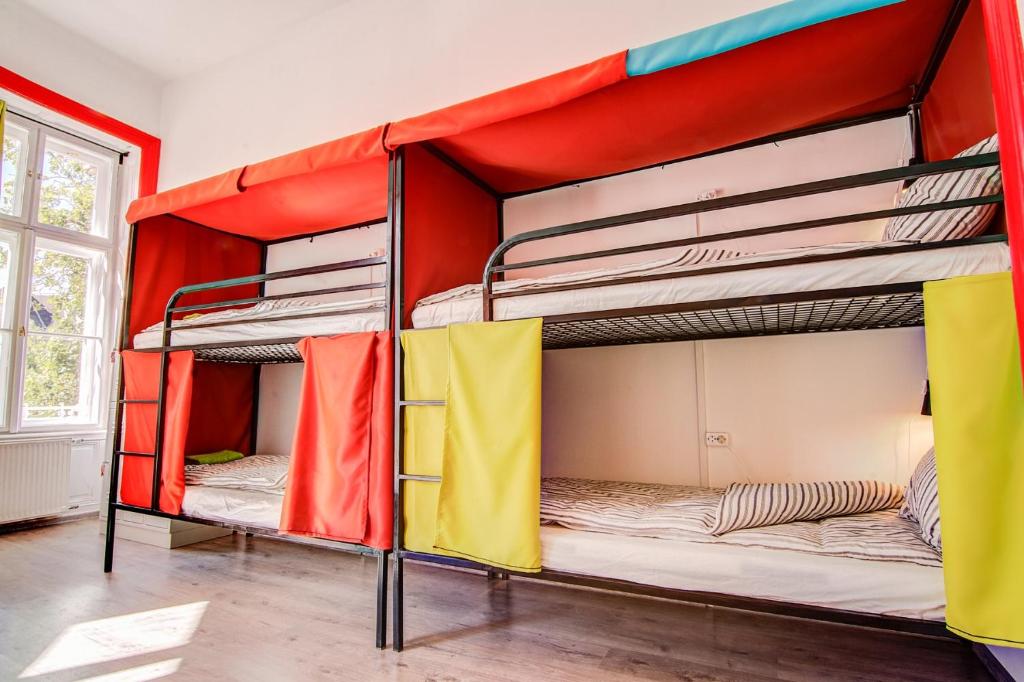Номер (Кровать в общем 4-местном номере для мужчин и женщин), Pal's Mini Hostel