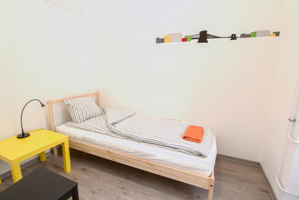 Одноместный (Одноместный номер с общей ванной комнатой), Pal's Mini Hostel