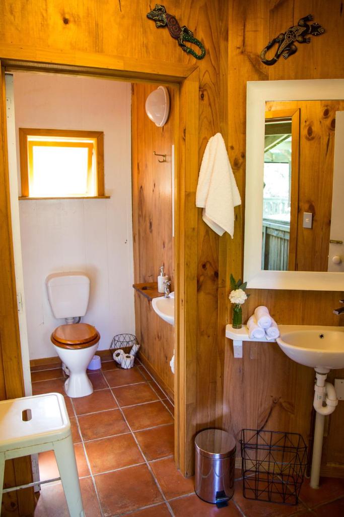 Hush Boutique Accommodation - Tap to explore photos