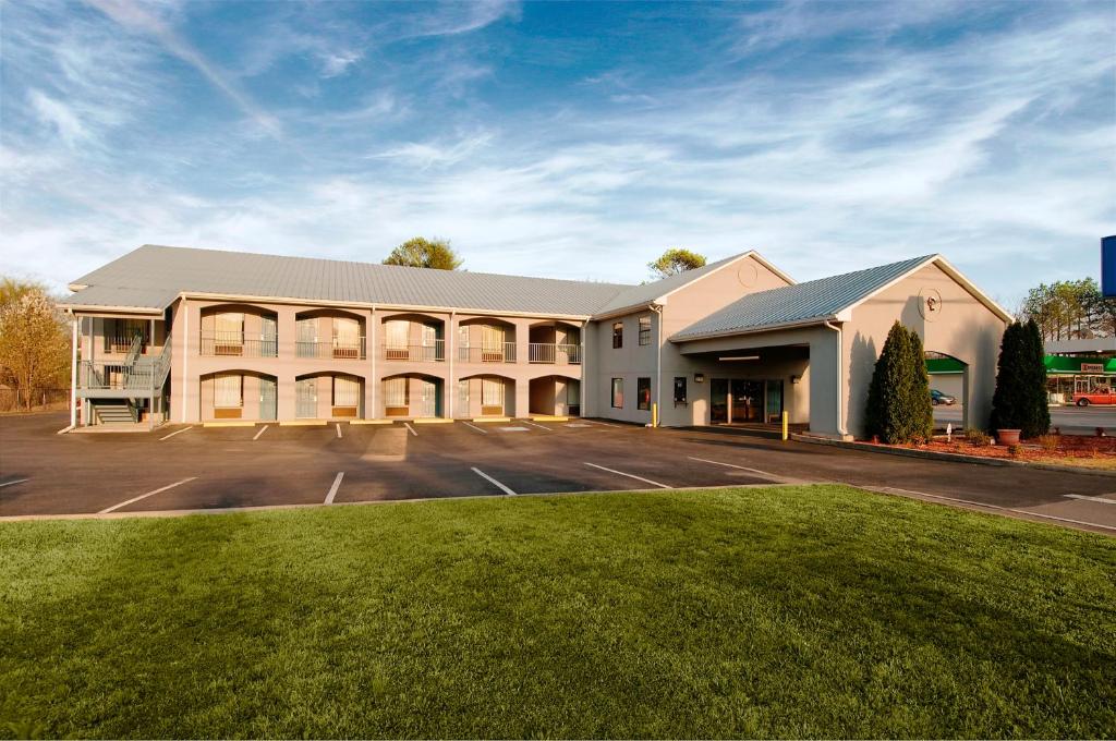 Americas Best Value Inn Rome image