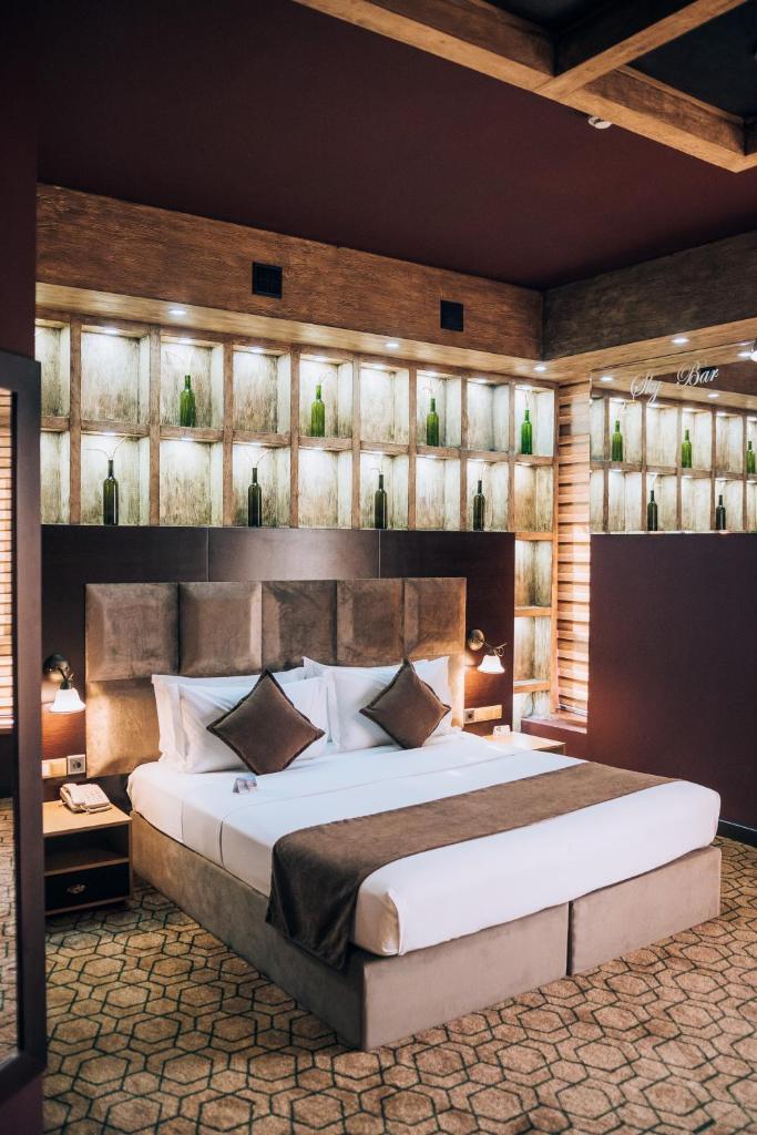 Megapolis Hotel Shymkent photo 2