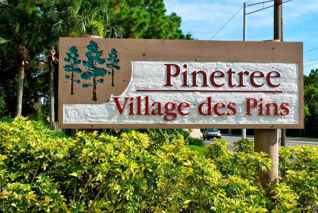 LUX VILLAs on beautiful Palmer Ranch image