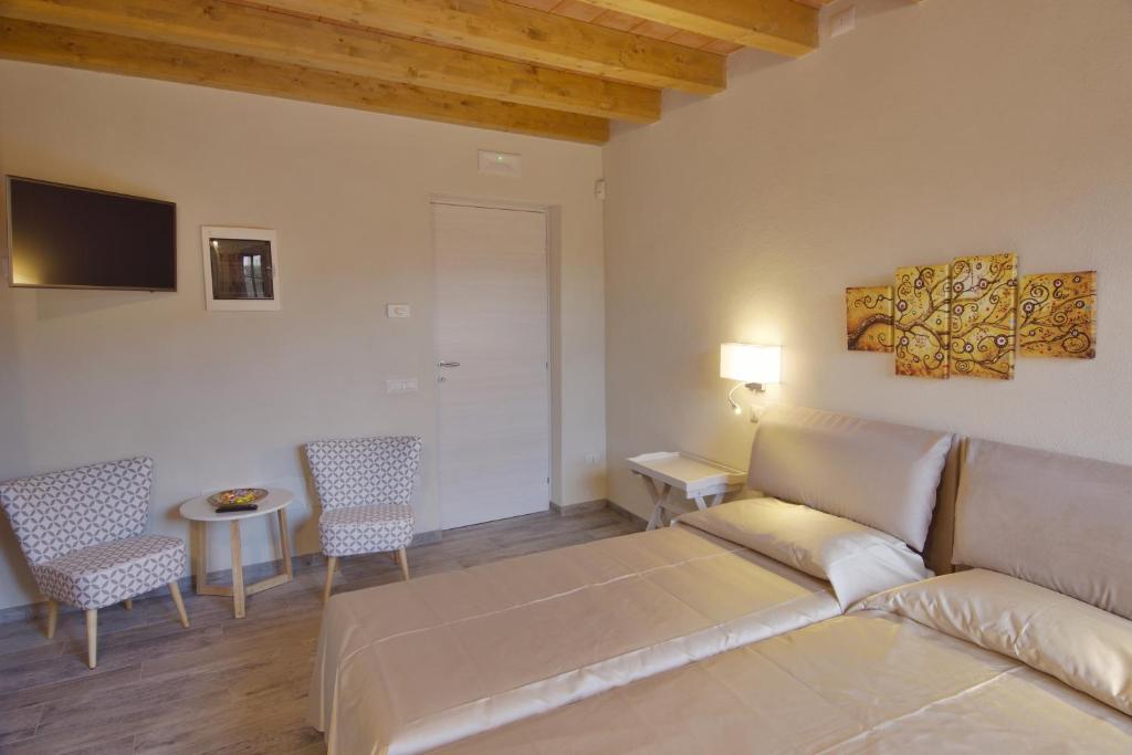 La Mirolla photo 4