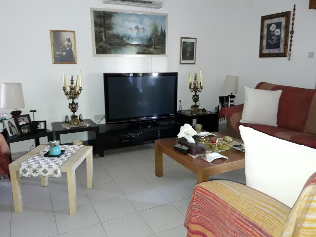 Shared Top 1st floor villa photo 1
