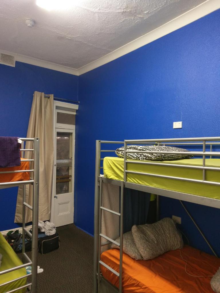 Adelaide Travellers Inn Backpackers Hostel photo 3