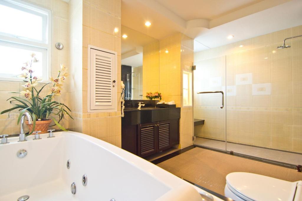 Сьюит (Люкс с 1 спальней), Отель LK Royal Suite
