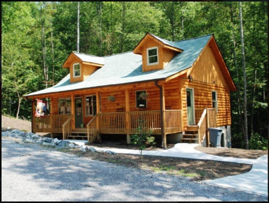 Rooster Ridge image