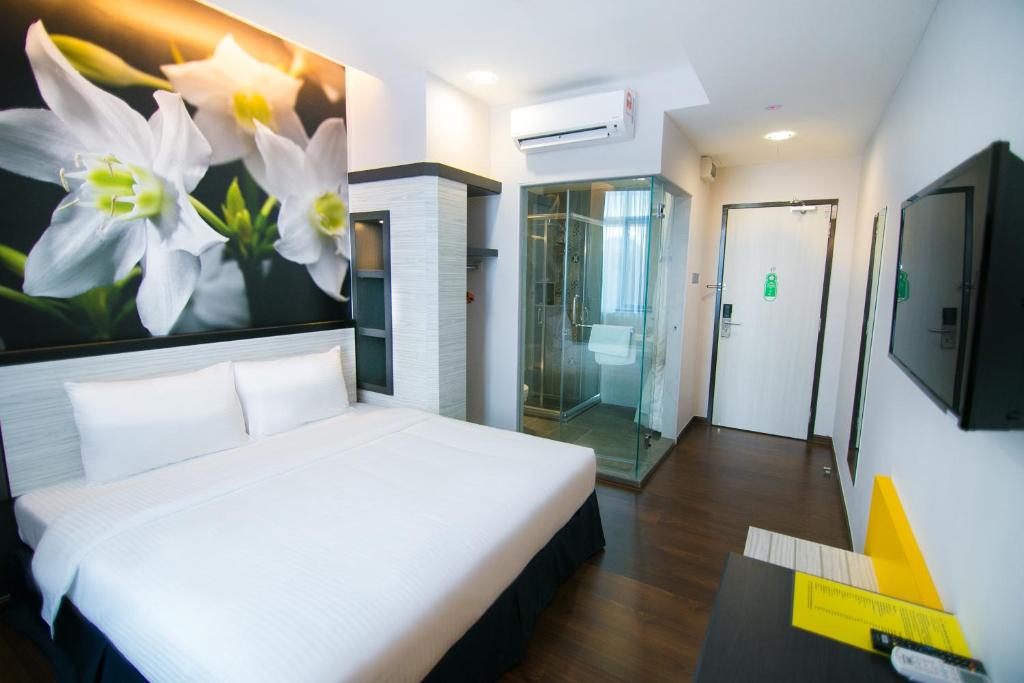 INDRA HOTEL - BOUTIQUE SUITES photo 1