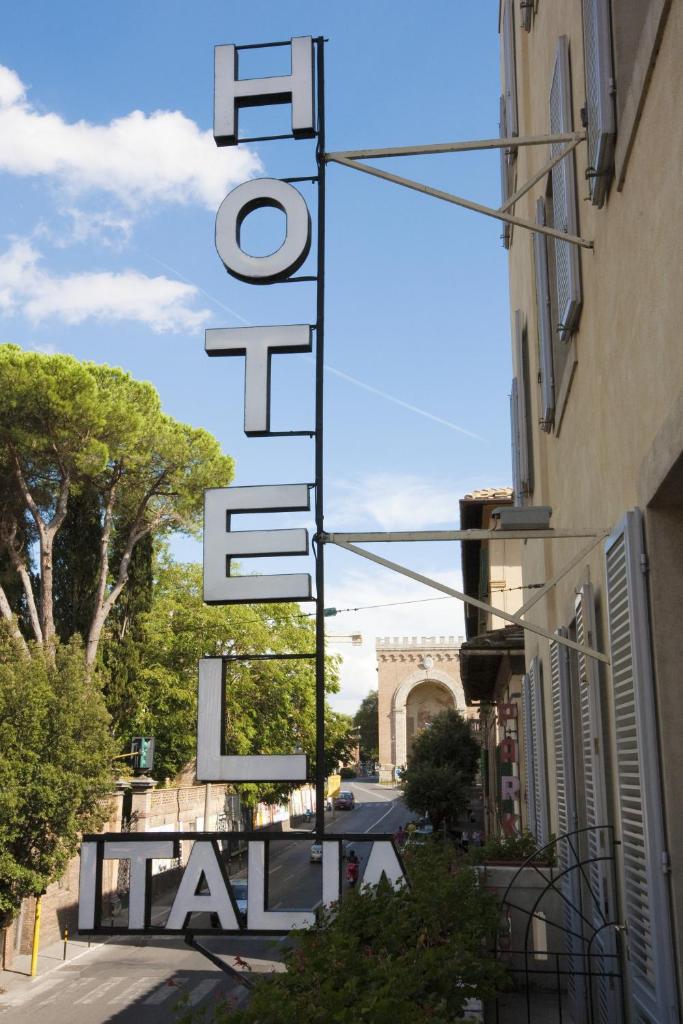 Hotel Italia - Tap to explore photos