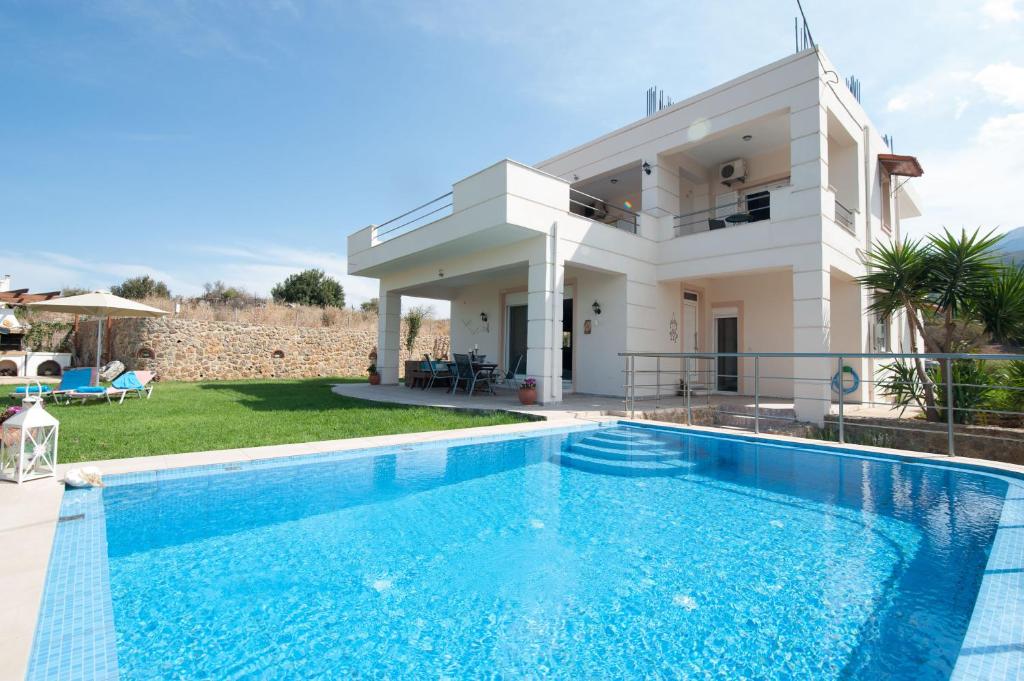 Villa Amfimala photo 2