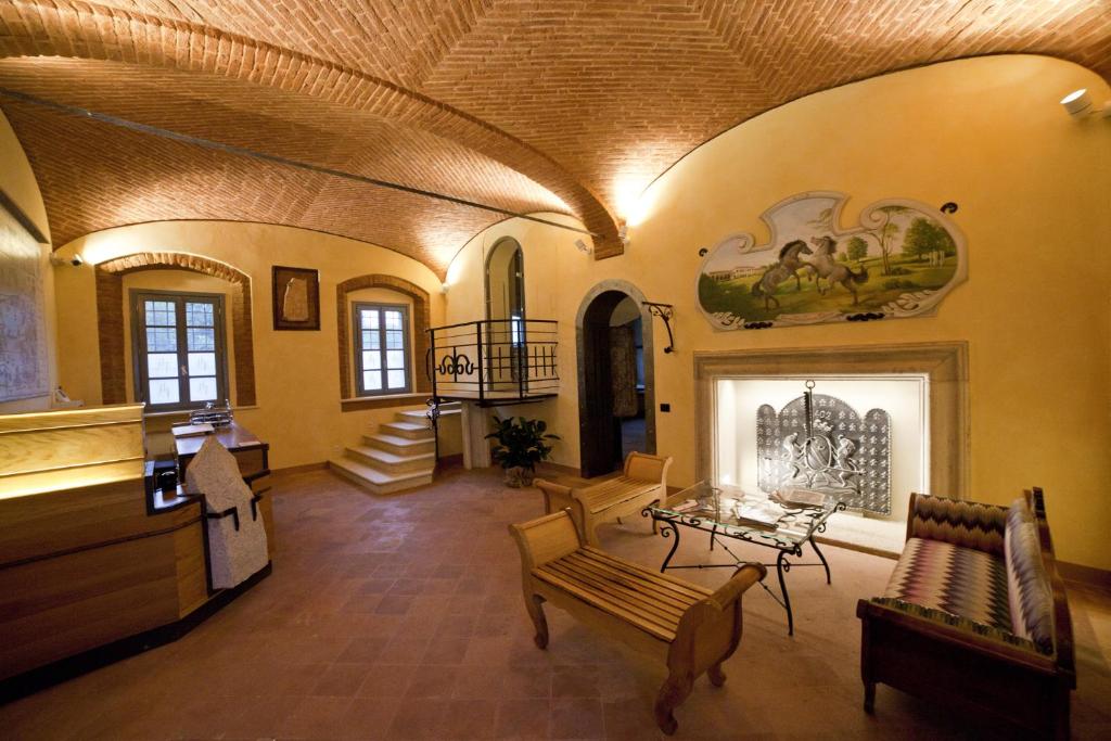Agriturismo Cascina Farisengo - Tap to explore photos