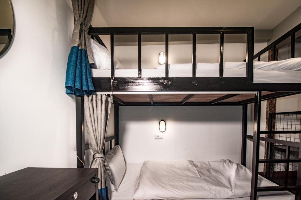 Номер (Кровать в общем номере с 4 кроватями), Balcony Party Hostel - Adult Only +18