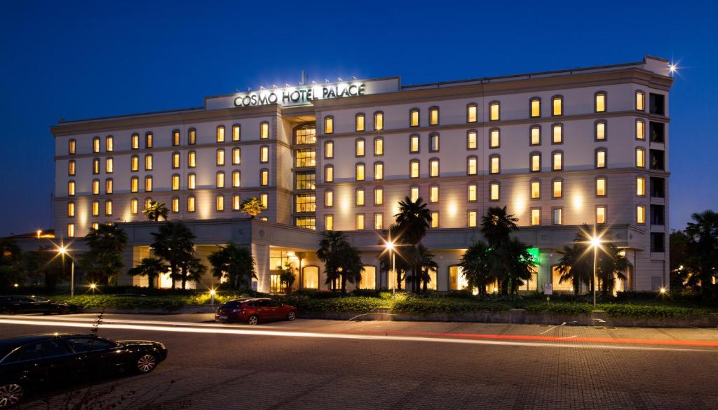 Cosmo Hotel Palace photo 1