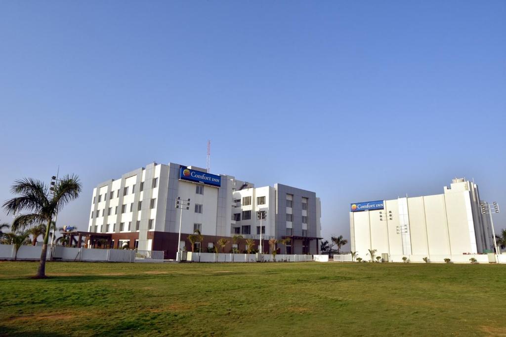Comfort Inn Donil Vadodara photo 4