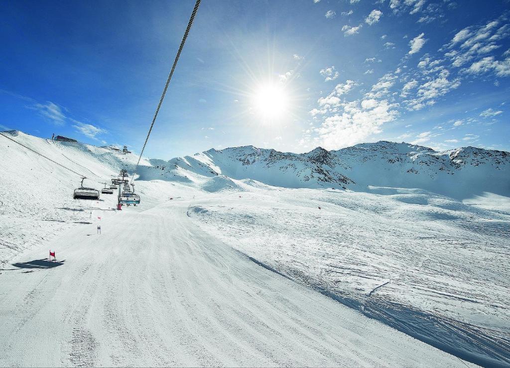 AlpinLodges Matrei photo 3