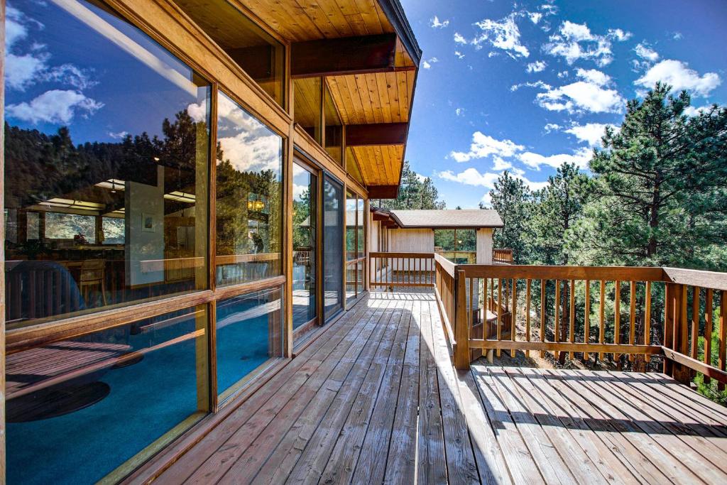 The Deck House photo 3