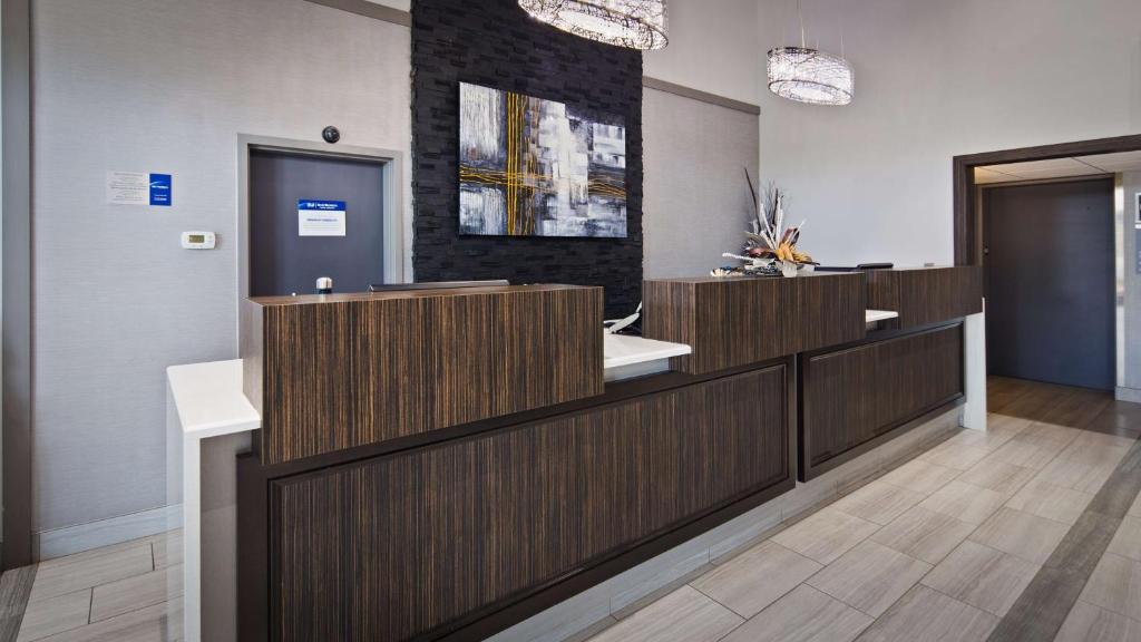 Best Western Plus Moncton photo 2