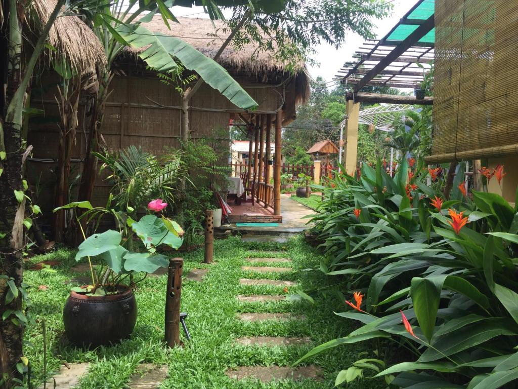 Tropical Garden Homestay | Dulich24.com.vn Tropical Garden Homestay | Dulich24.com.vn