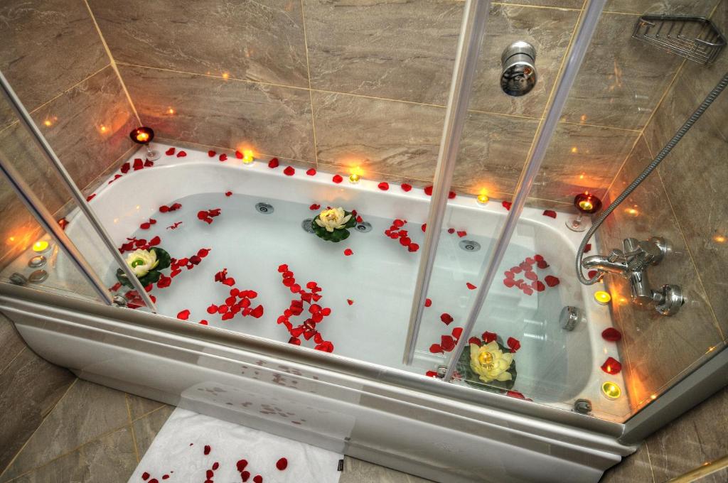 Golden Deluxe Hotel photo 4