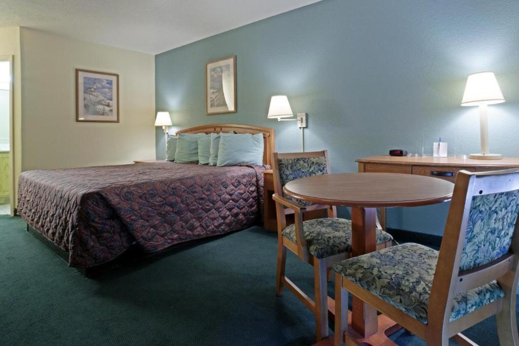 Americas Best Value Inn Florida Turnpike & I-95 photo 1