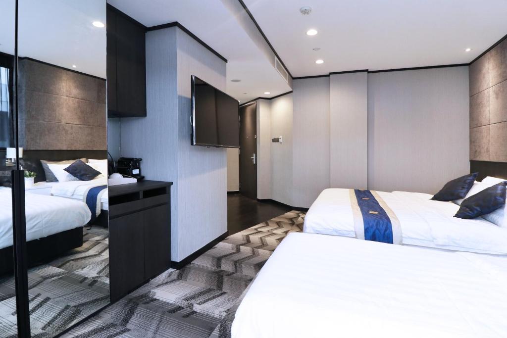 Семейный (Семейный номер с ванной комнатой), Hotel NuVe Urbane