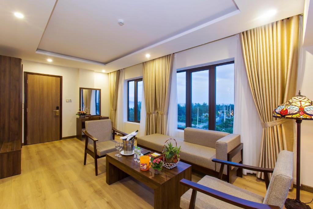 Ally Beach Boutique Hotel Hoian