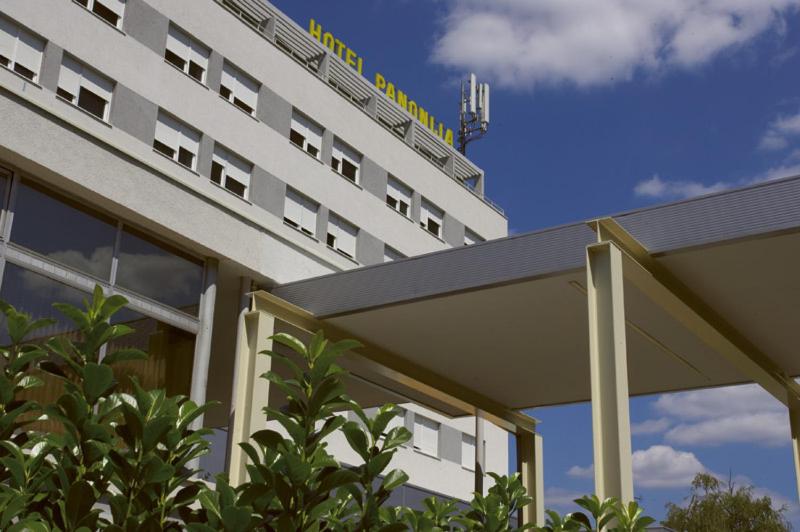 Hotel Panonija photo 3