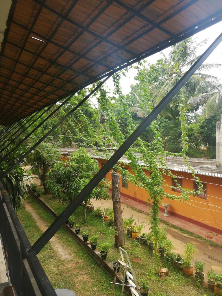 Walawe Park View Hotel photo 1