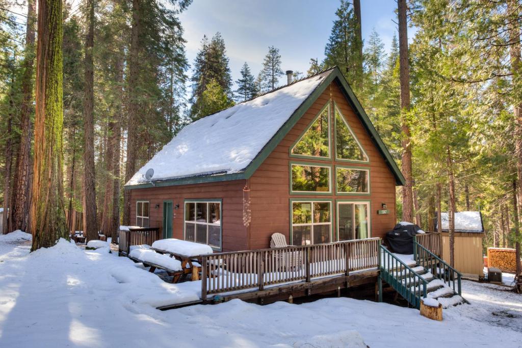 7S Wawona Chalet photo 1