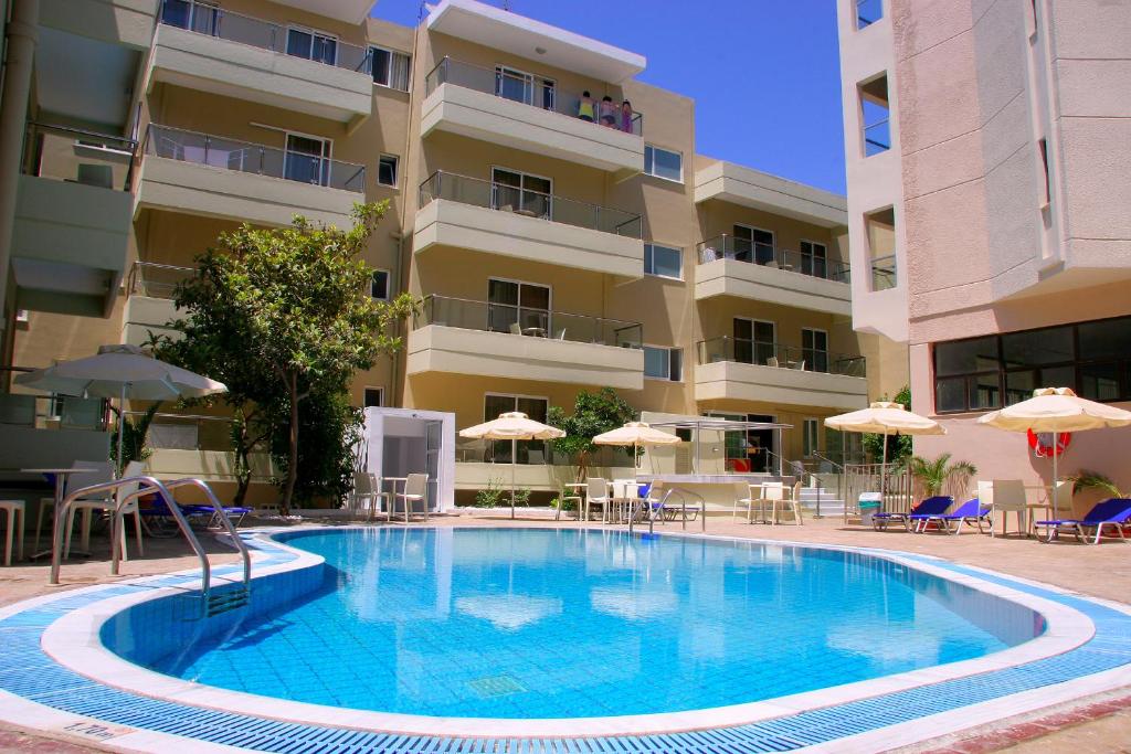 Апартаменты (Апартаменты с 1 спальней), Michel Apartments