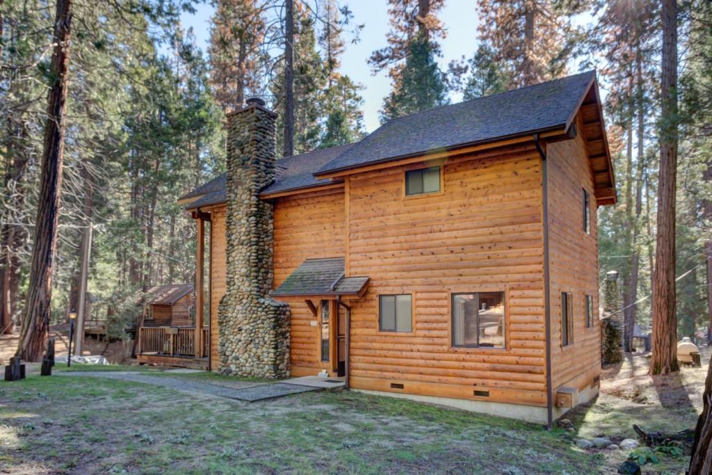 12 Cabin Twelve photo 3