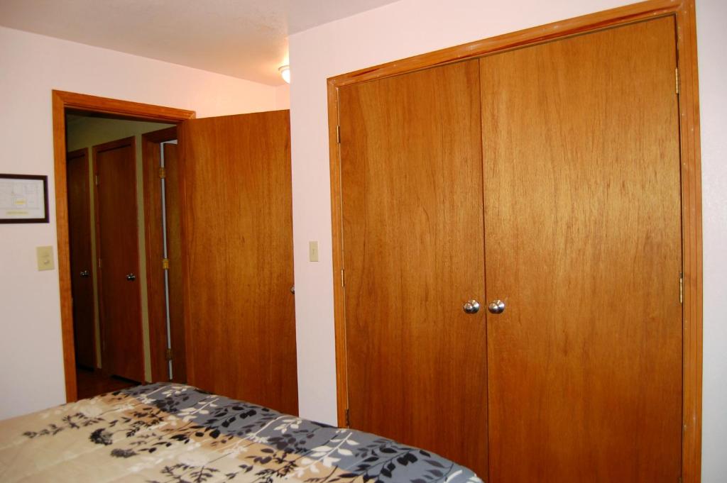 5N Edmond's Place photo 3