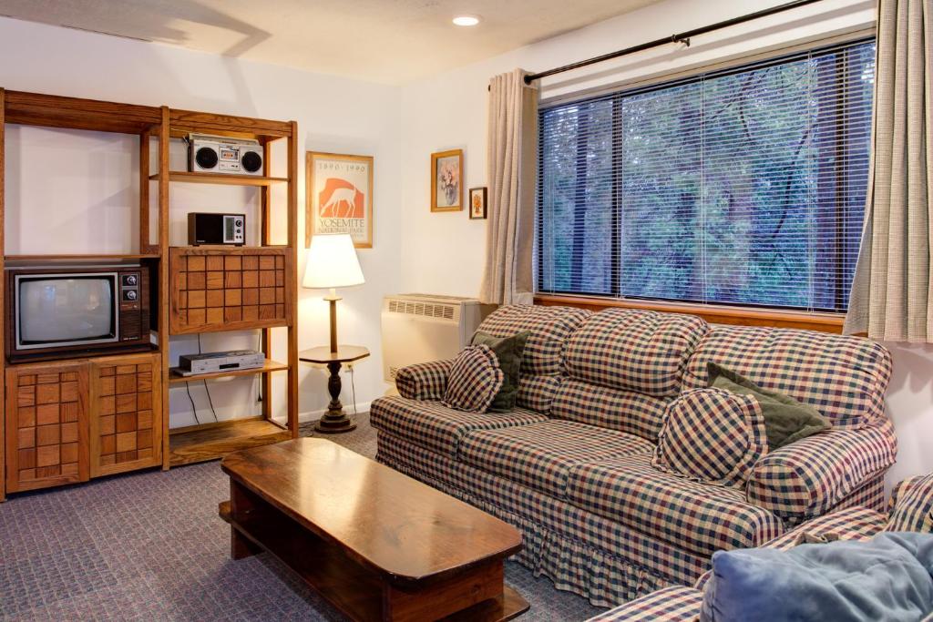 22B Bradleys Cabin photo 2