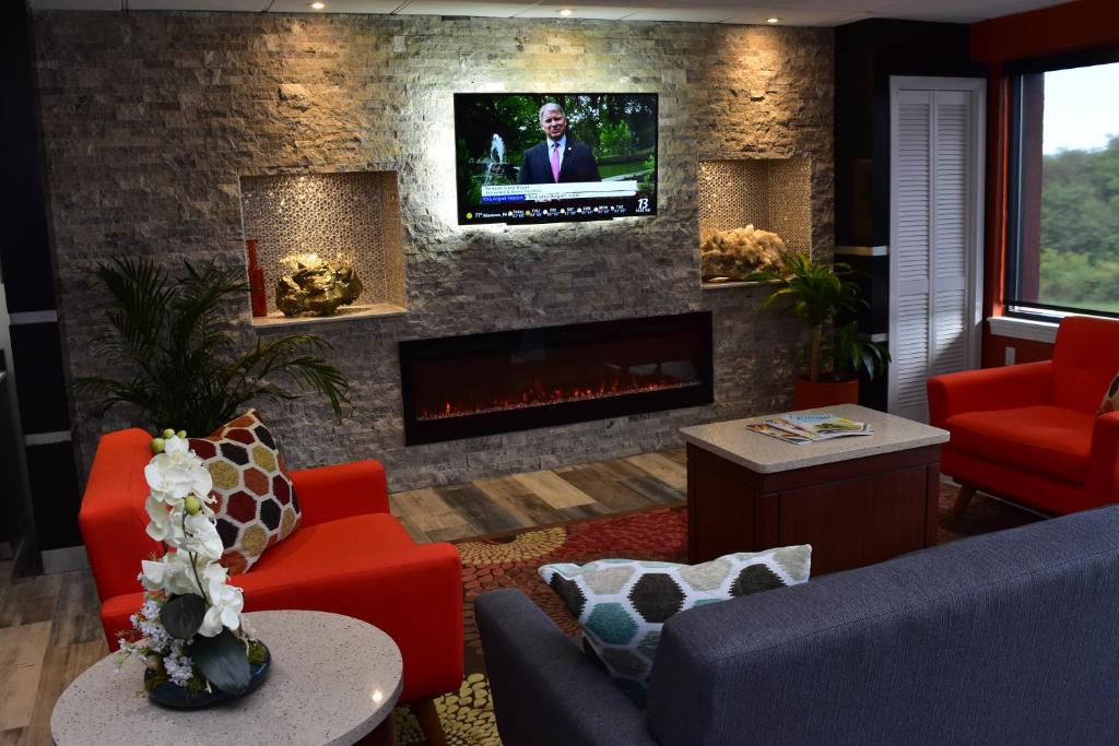 Quality Inn East Stroudsburg - Poconos image
