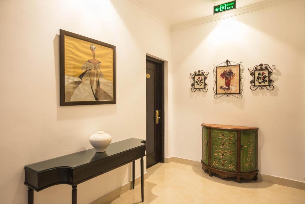 Двухместный (Улучшенный двухместный номер с 1 кроватью), Dinh Elegant Hanoi Hotel