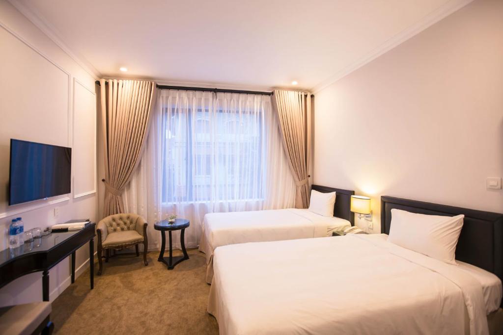 Dinh Elegant Hanoi Hotel