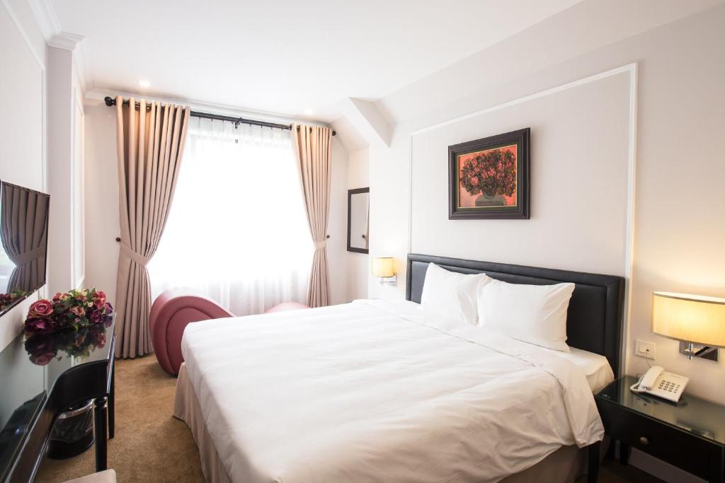 Двухместный (Двухместный номер Делюкс с 1 кроватью), Dinh Elegant Hanoi Hotel