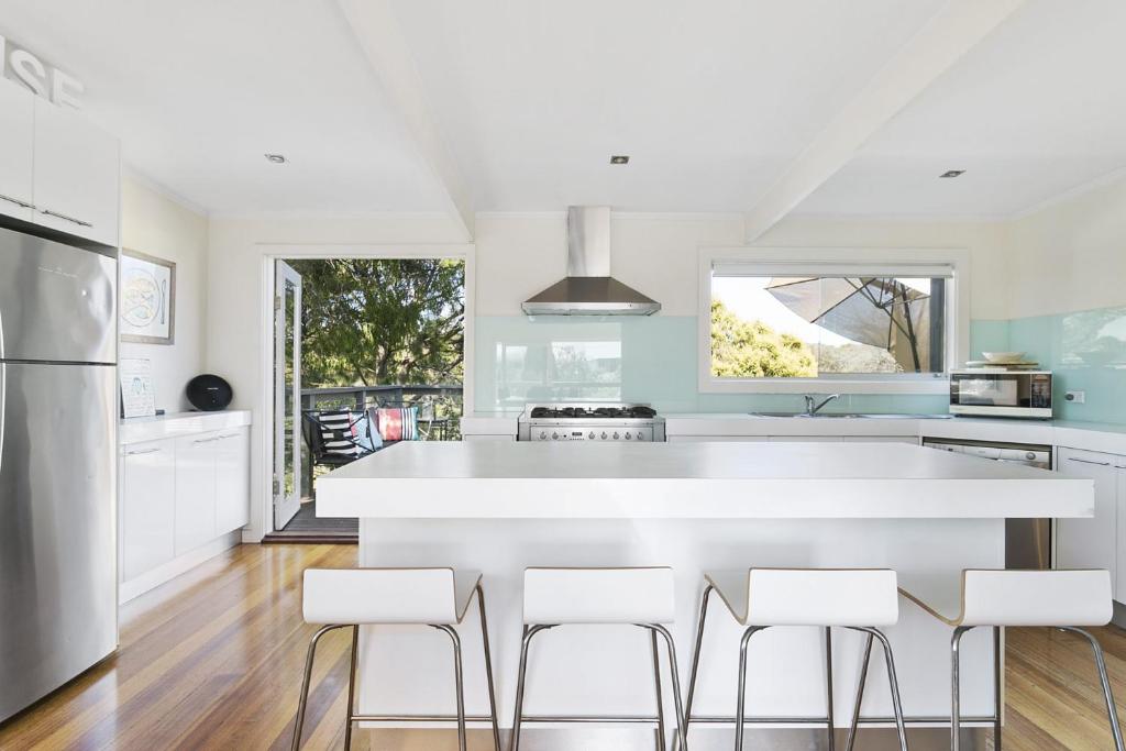 Front Beach House photo 2