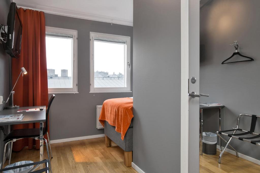 Одноместный (Одноместный номер с собственной ванной комнатой), Connect Hotel City