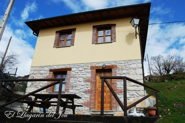 El Llagarin photo 3