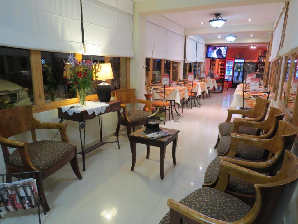 Hotel Las Flores photo 4